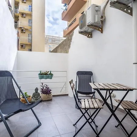 Fantastic Location Apartment